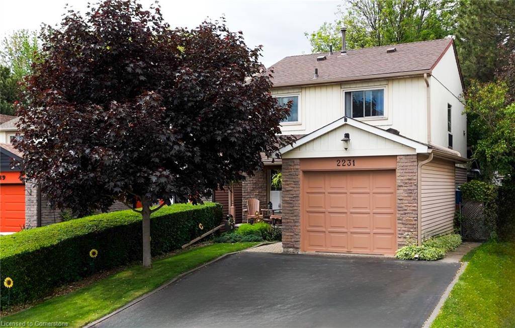 2231 Leominster Drive, Burlington, ON L7P 3W8