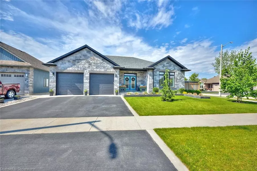 54 Postma Drive, Dunnville, ON N1A 1B2