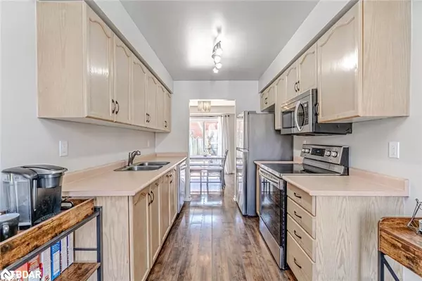 Barrie, ON L4N 7X4,5 Lyfytt Crescent