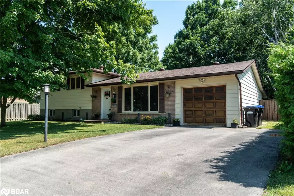 Elmvale, ON L9X 0P4,11 Ritchie Cres Crescent