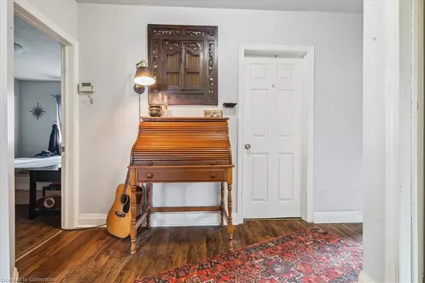 Hamilton, ON L8V 4B3,276 East 37th Street