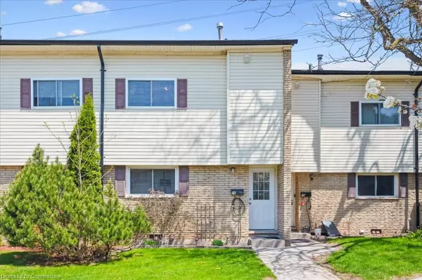 211 Veronica Drive #29, Kitchener, ON N2A 2R8