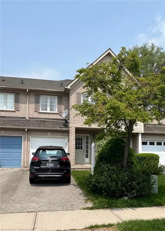 Oakville, ON L6M 3W9,2069 Glenhampton Road