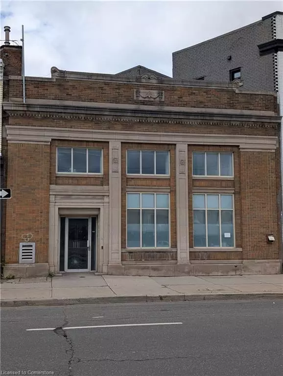 Hamilton, ON L8M 1N5,1091 (MAIN FLOOR) Main Street E