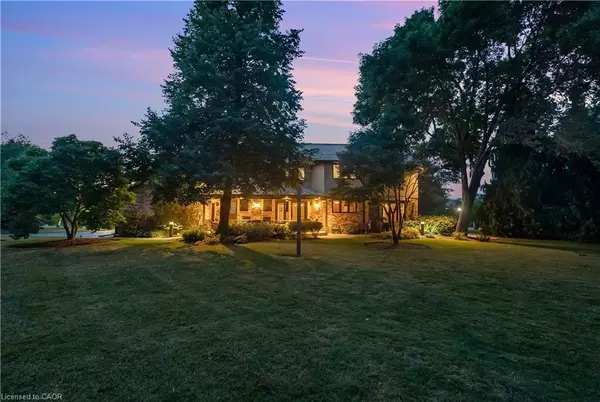 Stoney Creek, ON L8E 5T6,8 Lochside Drive