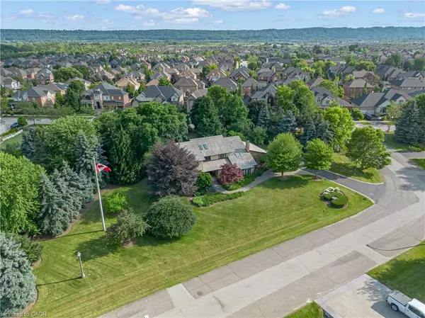 Stoney Creek, ON L8E 5T6,8 Lochside Drive