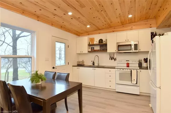 Flamborough, ON N1R 5S2,1344 Highway 8