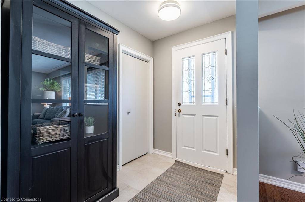Burlington, ON L7N 2B8,648 Thornwood Avenue