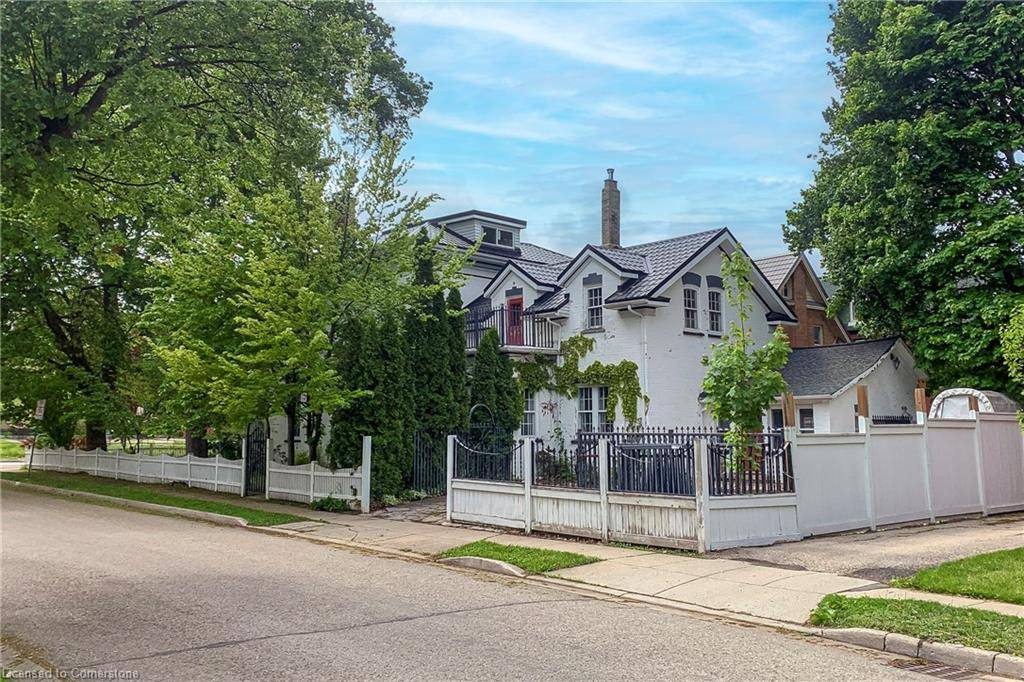 Kitchener, ON N2H 1N1,140 Lancaster Street E