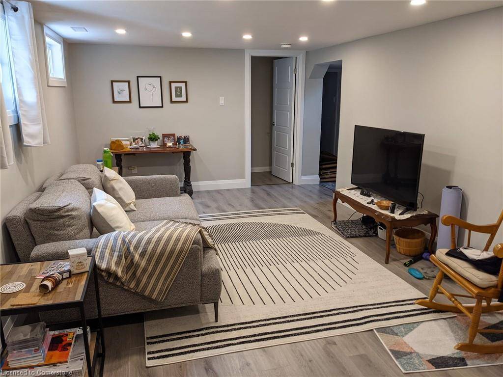 Kitchener, ON N2M 3G2,192 Glen Road #Basement