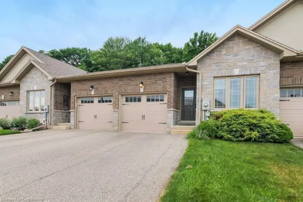 Simcoe, ON N3Y 0C6,194 Donly Drive S #6