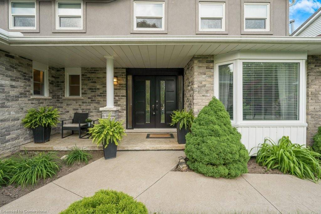 Kitchener, ON N2P 1S6,14 Pathfinder Crescent