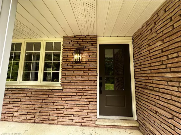Simcoe, ON N3Y 4K5,881 Charlotteville 8 Road