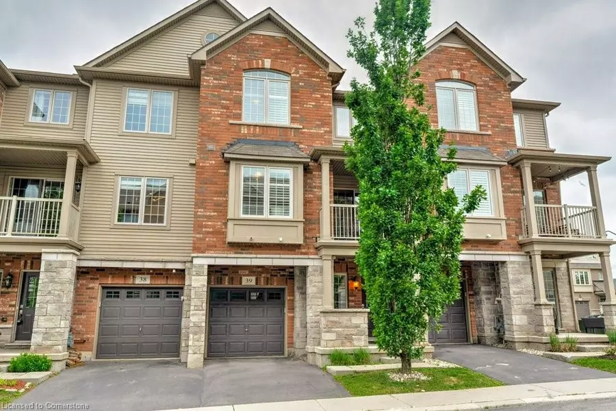 257 Parkside Drive #39, Waterdown, ON L8B 0W5