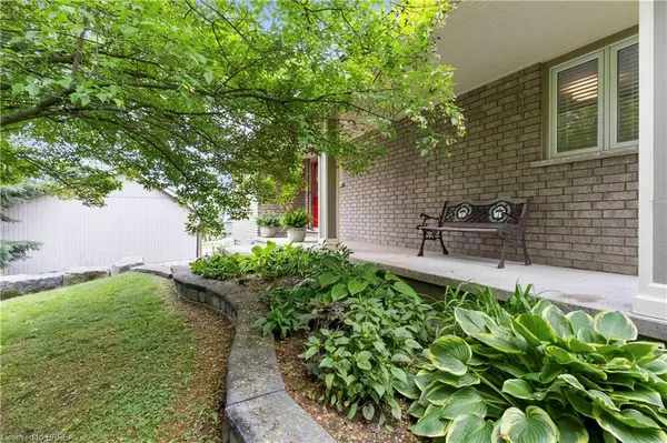 Brantford, ON N3T 5L4,221 Old Onondaga Road E