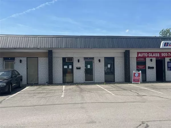263 Barton Street #4, Stoney Creek, ON L8E 2K4