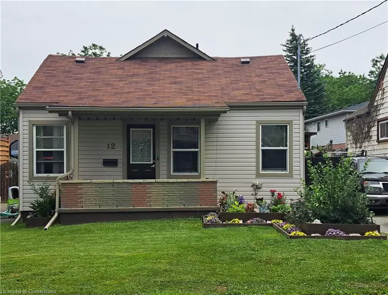 12 Hayes Street, St. Catharines, ON L2T 1N6