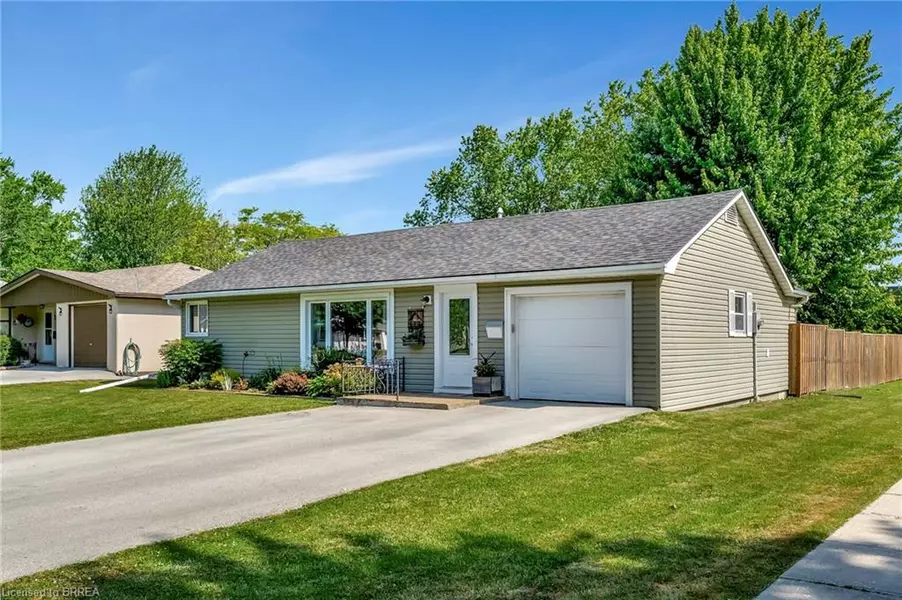 313 Park Avenue W, Dunnville, ON N1A 1M7