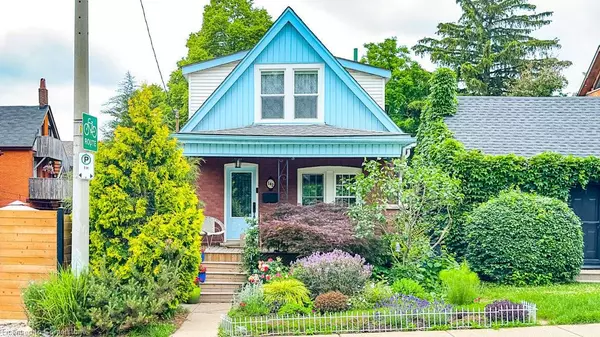 142 Pearl Street S, Hamilton, ON L8P 3X6