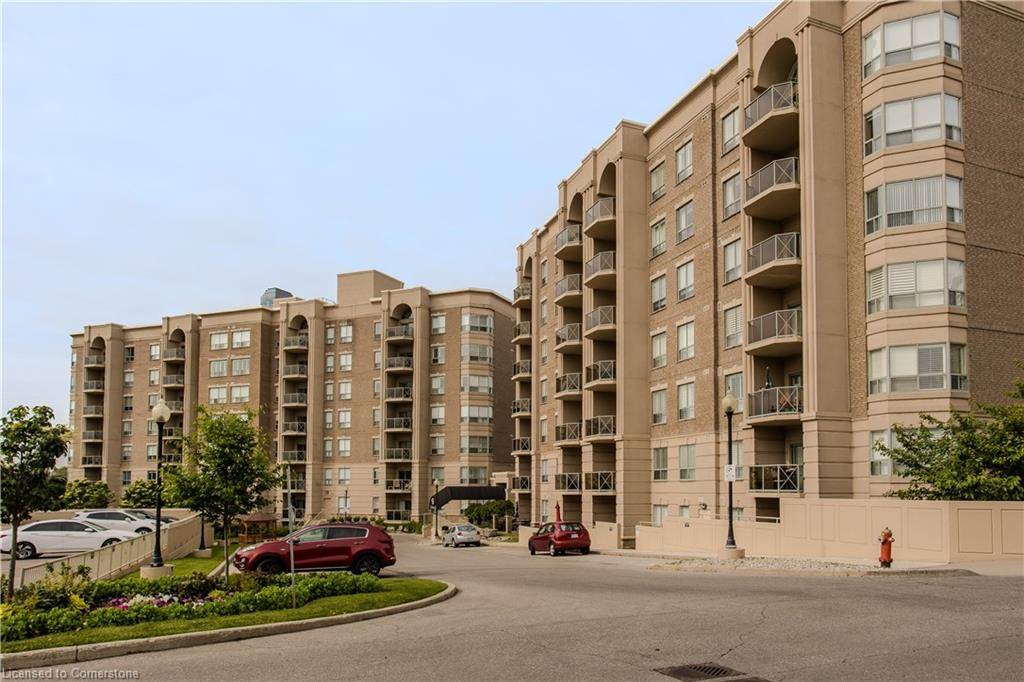 Burlington, ON L7P 5C2,2085 Amherst Heights Drive #401