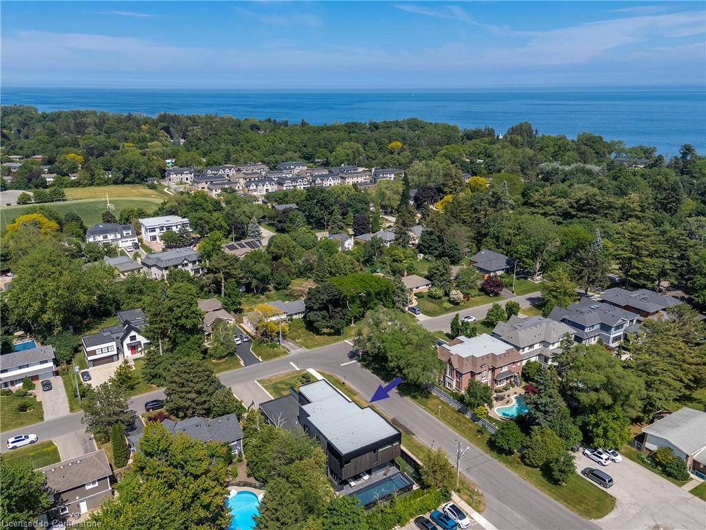 Oakville, ON L6L 1X5,1239 Sedgewick Crescent