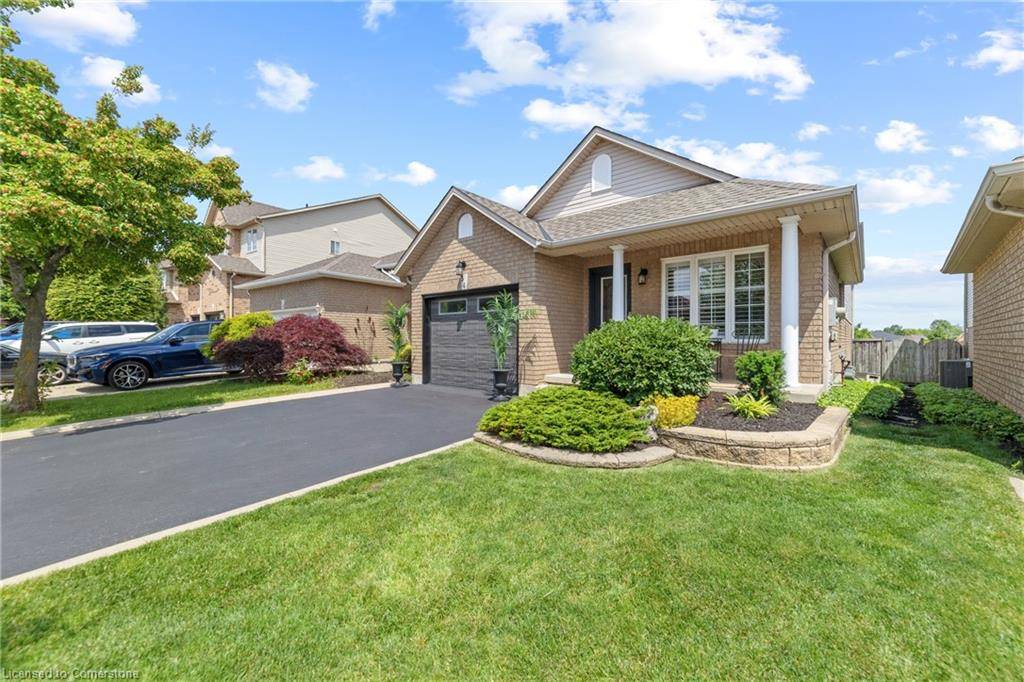 Hamilton, ON L9C 7V3,54 Briarose Place