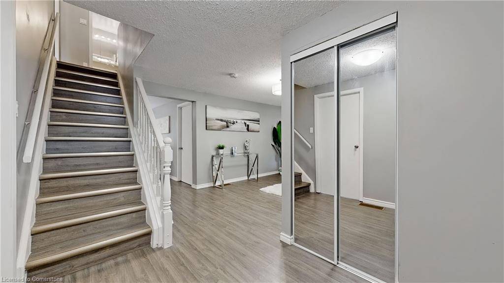 Guelph, ON N1G 3H4,23 Briarlea Road