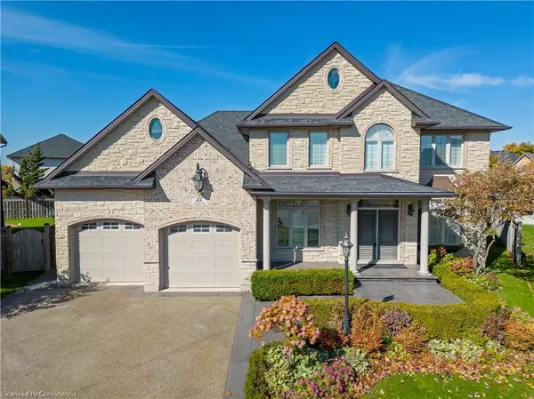 35 Chiara Drive, Stoney Creek, ON L8E 2H1