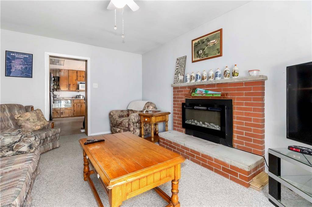 Brantford, ON N3R 1S4,99 Dundas Street