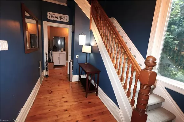 Harriston, ON N0G 1Z0,95 John Street S