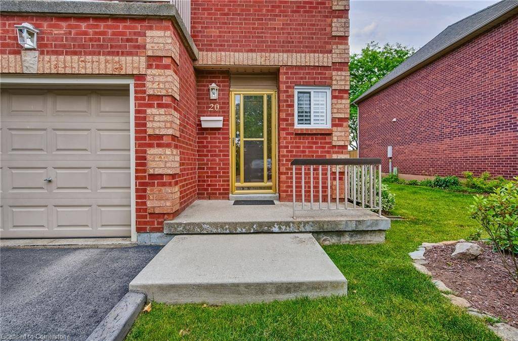 Stoney Creek, ON L8G 5C7,34 Dynasty Avenue #20