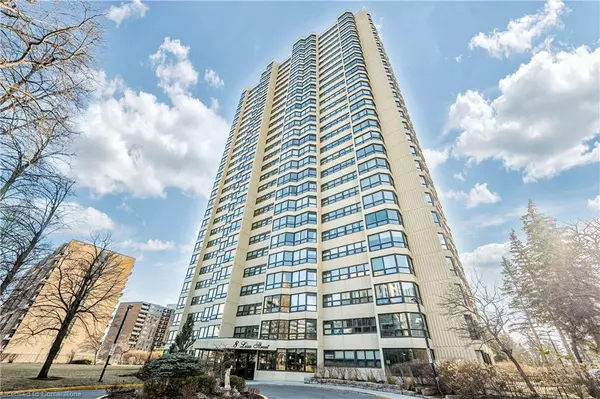 8 Lisa Street #1503, Brampton, ON L6T 4S6