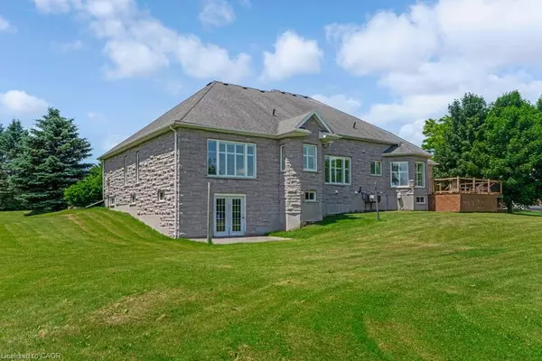 Cambridge, ON N1R 5S7,1753 Shellard Road