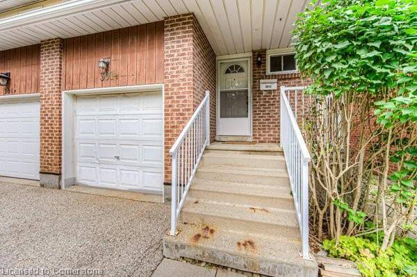 Waterloo, ON N2J 4H6,301E Bluevale Street N