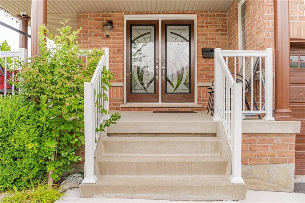 Brantford, ON N3S 0E2,217 Thomas Avenue