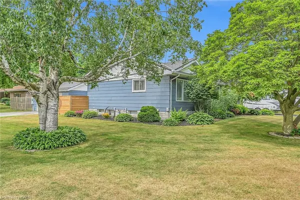 Port Dover, ON N0A 1N0,4 Clifford Street