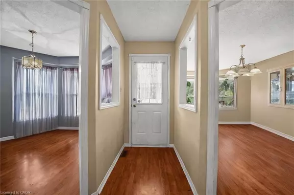 Innisfil, ON L9S 2C4,864 Lebanon Drive