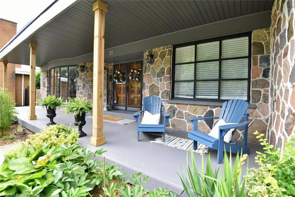 Hamilton, ON L8T 1C4,21 Woodside Drive
