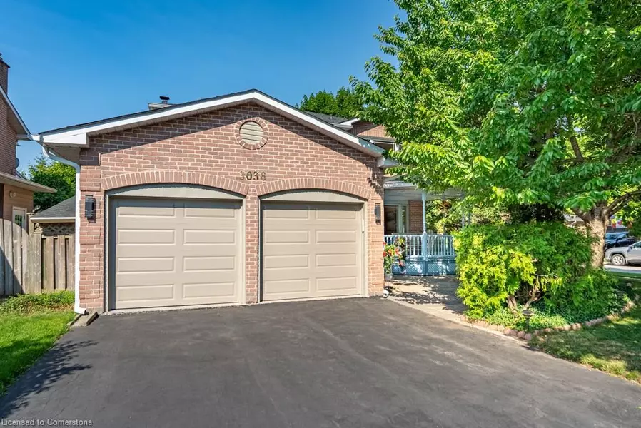 3036 Swansea Drive, Oakville, ON L6L 6H9