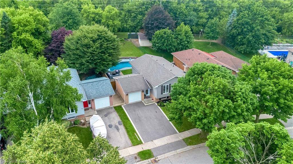 Brantford, ON N3V 1C3,75 Myrtleville Drive