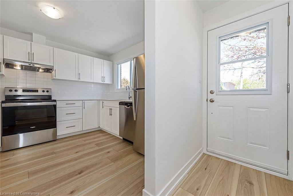 Hamilton, ON L8W 1M6,20 Anna Capri Drive #4