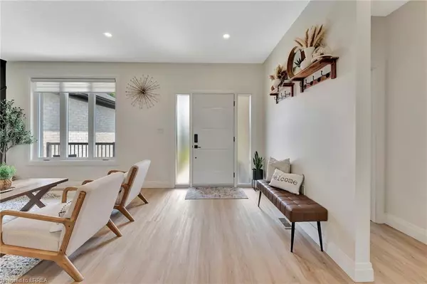 Tillsonburg, ON N4G 1A9,30 Tanager Drive