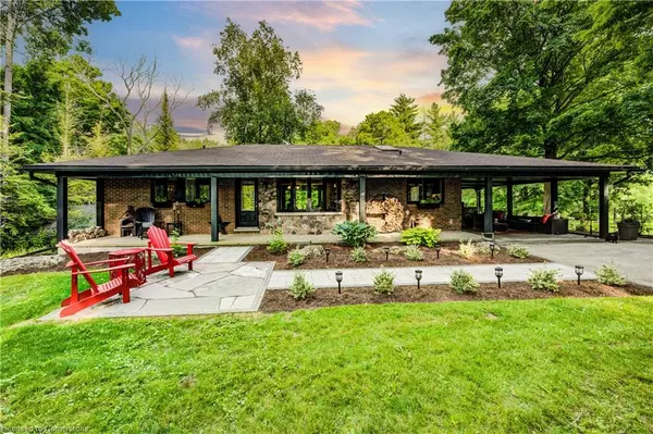 St. Clements, ON N0B 2M0,2215 Herrgott Road