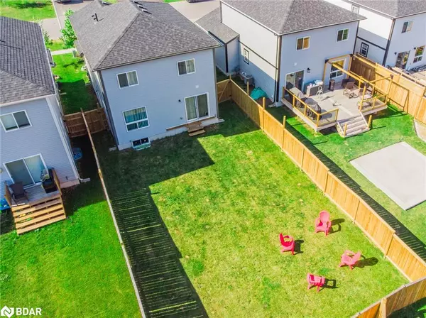 Gravenhurst, ON P1P 0B4,220 Wild Rose Drive