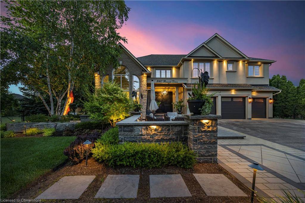 2147 Berwick Drive, Burlington, ON L7M 4B2