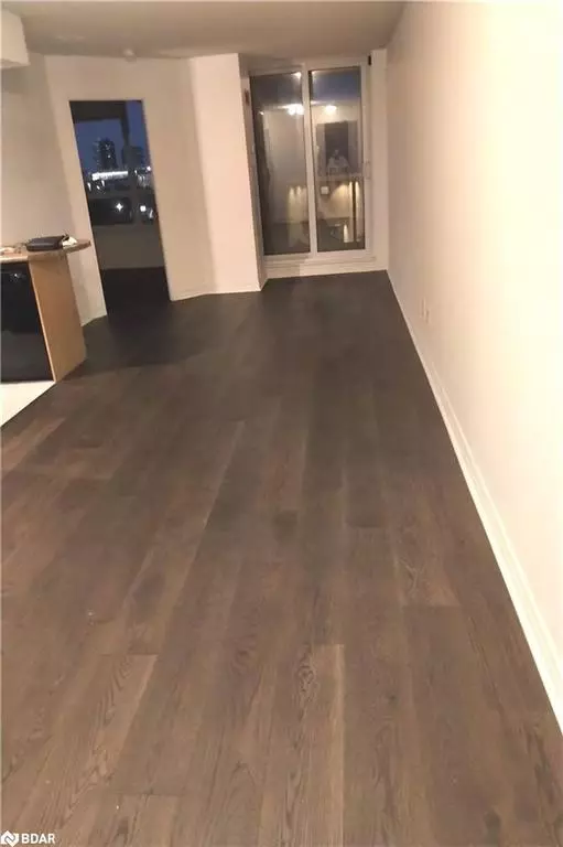 Peel, ON L5B 4M8,4090 Living Arts Drive #410