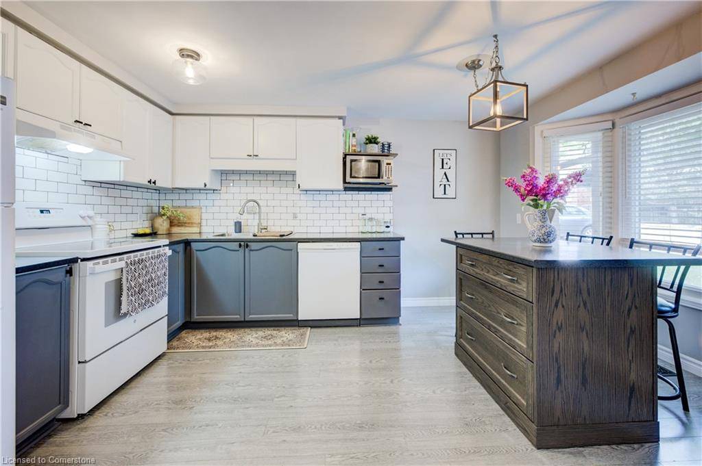 Guelph, ON N1H 8G6,180 Marksam Road #73