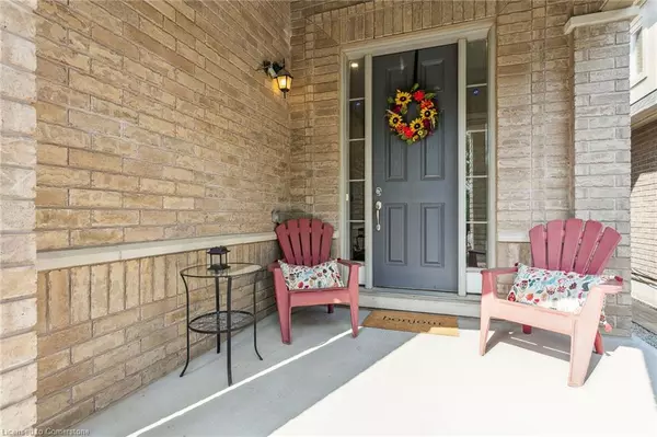 Brampton, ON L6Y 6C1,8 Carol Hill Court