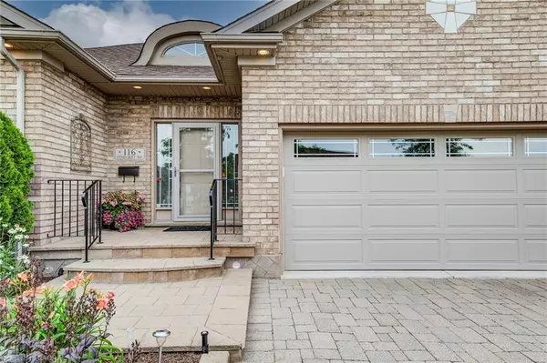 New Hamburg, ON N3A 4L6,116 Stonecroft Way