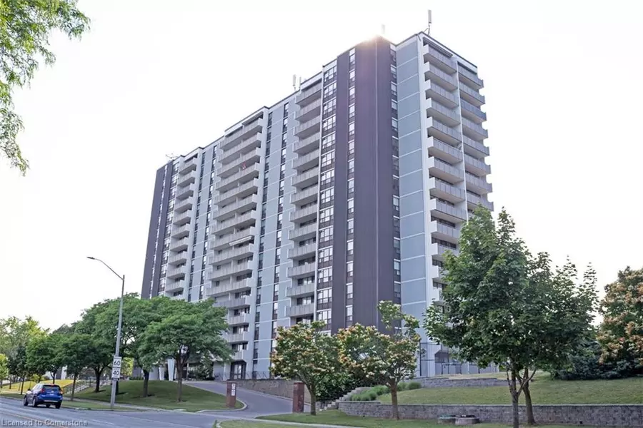 2055 Upper Middle Road #306, Burlington, ON L7P 3P4